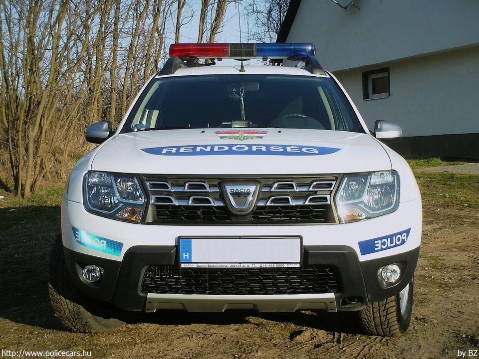 Dacia Duster, fotó: BZ
Keywords: rendőr rendőrautó rendőrség magyar Magyarország MXH-200