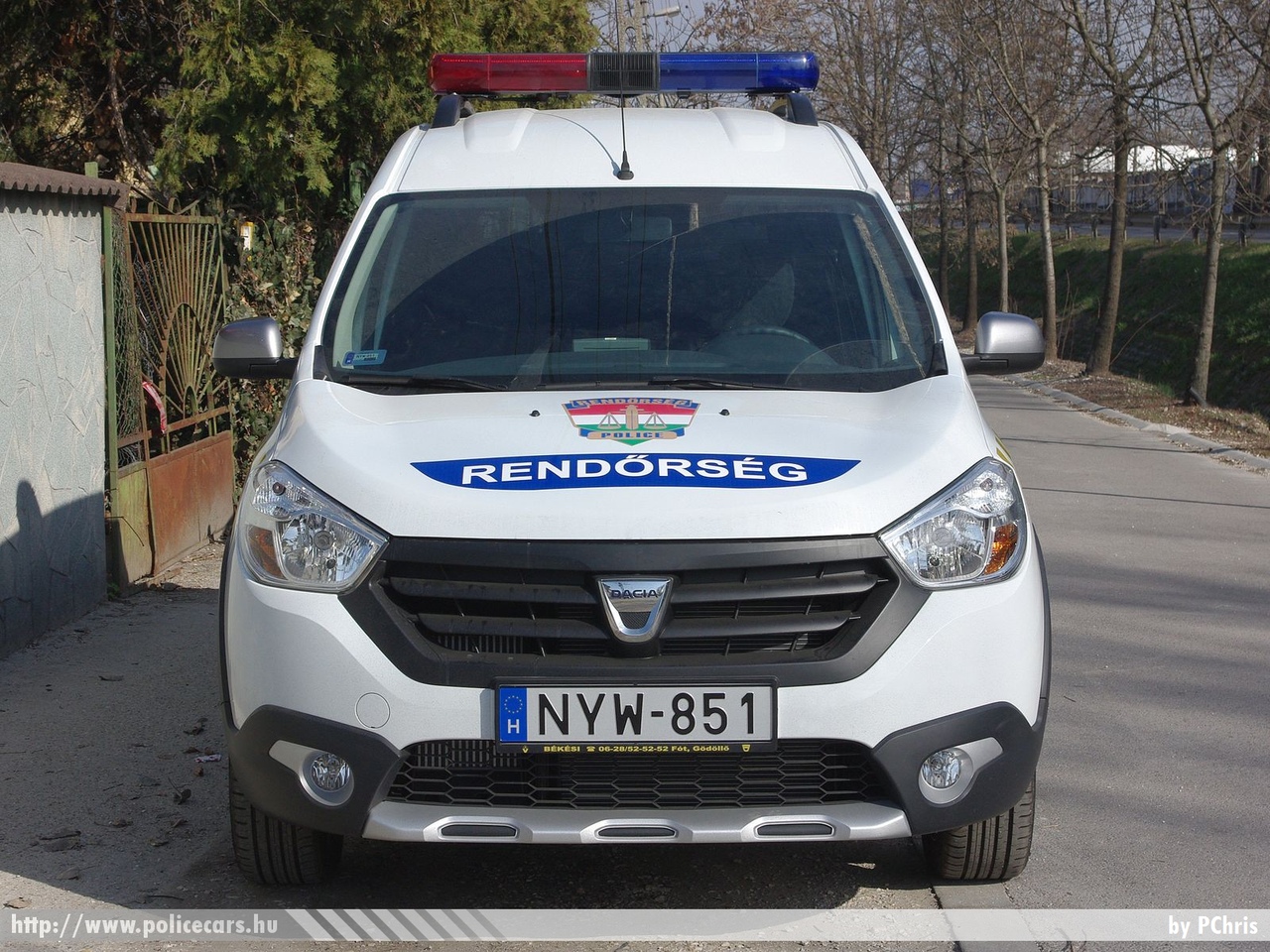 Dacia Dokker Stepway, fotó: PChris
Keywords: magyar Magyarország rendőr rendőrautó rendőrség Hungary hungarian police policecar NYW-851 jadopeti