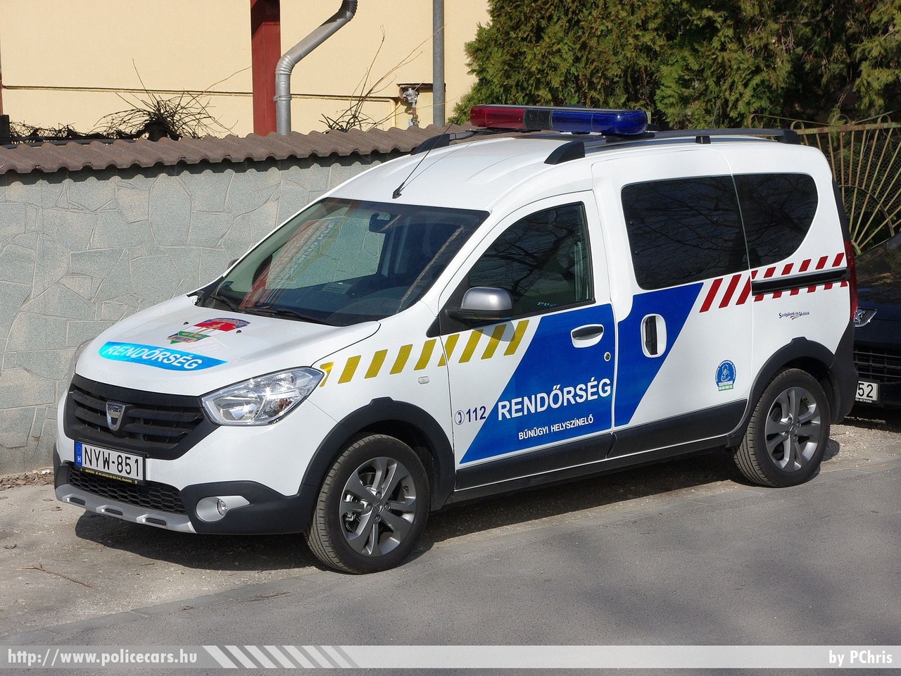 Dacia Dokker Stepway, fotó: PChris
Keywords: magyar Magyarország rendőr rendőrautó rendőrség Hungary hungarian police policecar NYW-851 jadopeti