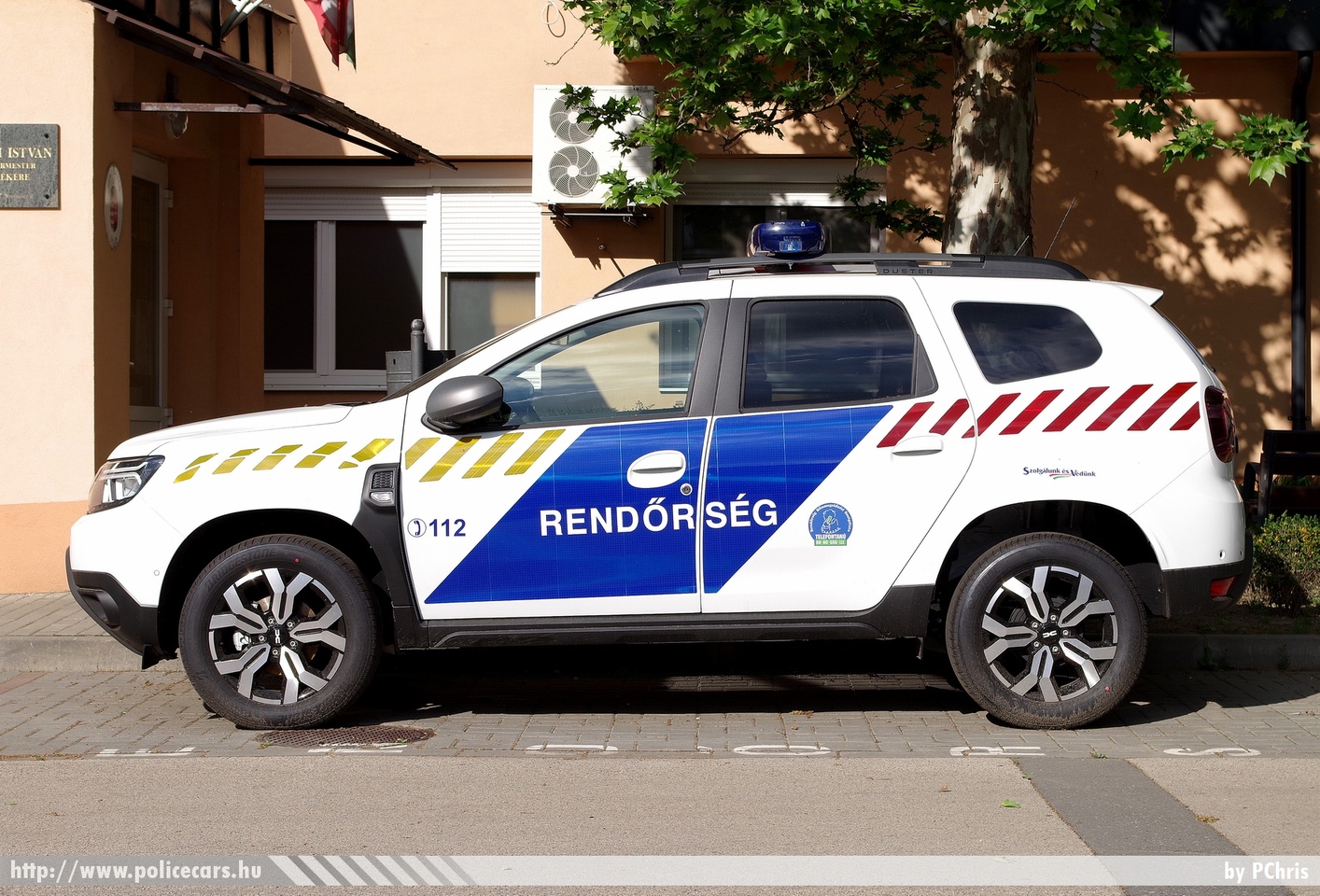 Dacia Duster, fotó: PChris
Keywords: rendőr rendőrautó rendőrség magyar Magyarország Hungary hungarian police policecar AEIB-846