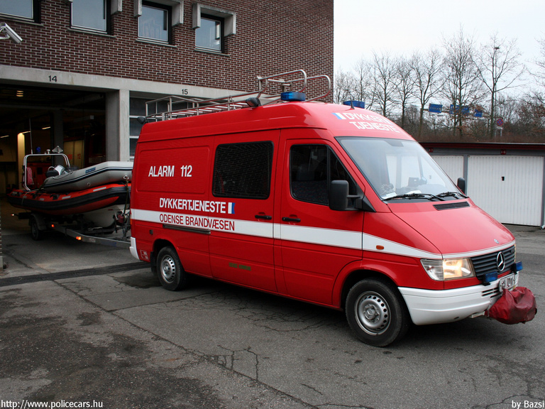 Mercedes Sprinter, fotó: Bazsi
Keywords: tûzoltó tûzoltóautó tûzoltóság dán Dánia