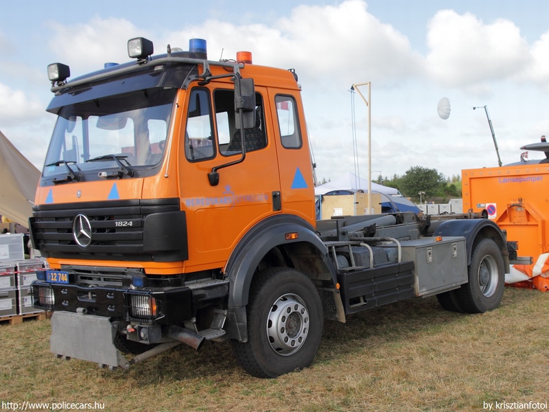 Mercedes-Benz 1824, fotó: krisztianfotoi
Keywords: dán Dánia polgári védelem