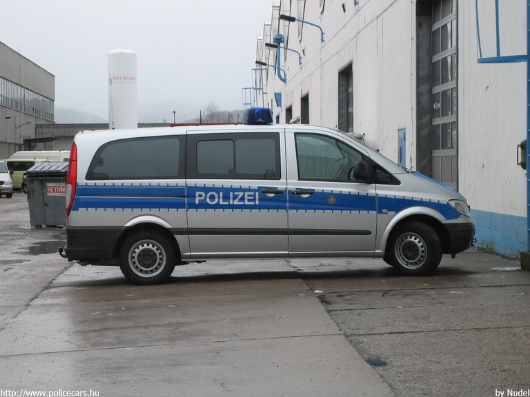 Mercedes Vito, fotó: Nudel
Keywords: Németország német rendőr rendőrség rendőrautó