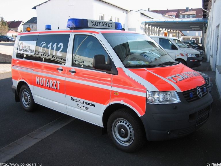 Volkswagen Transporter T5, fotó: Nudel
Keywords: német Németország mentő mentőautó
