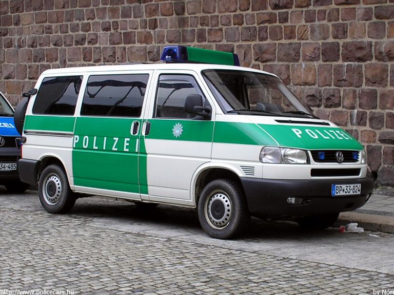Volkswagen Transporter T4, fotó: Nóri
Keywords: német Németország rendőr rendőrautó rendőrség