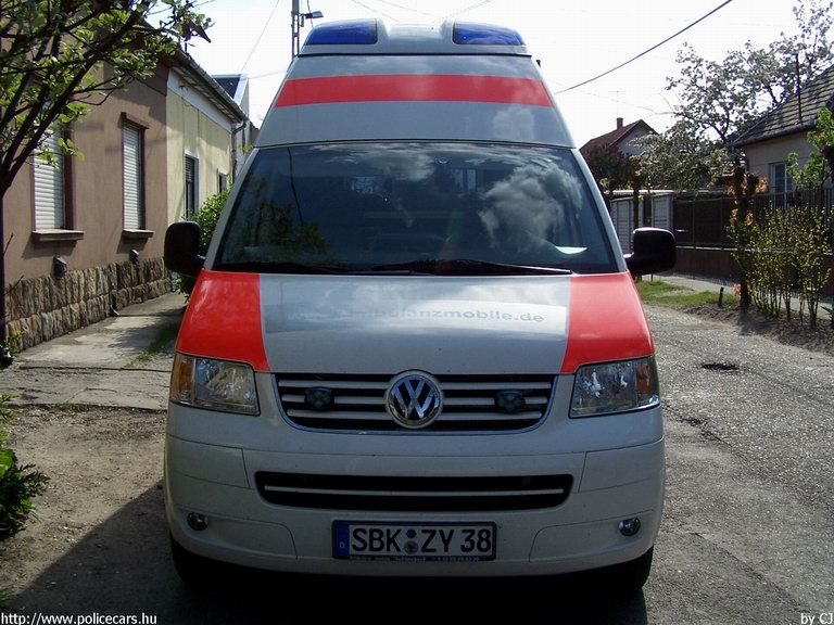 Volkswagen Transporter T5, fotó: CJ
Keywords: német Németország mentő mentőautó
