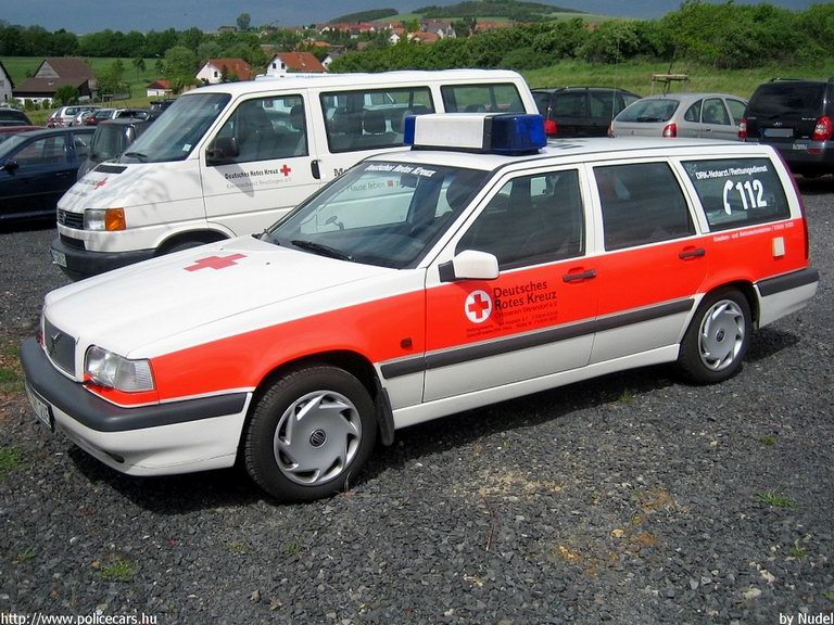 Volvo, fotó: Nudel
Keywords: német Németország mentő mentőautó