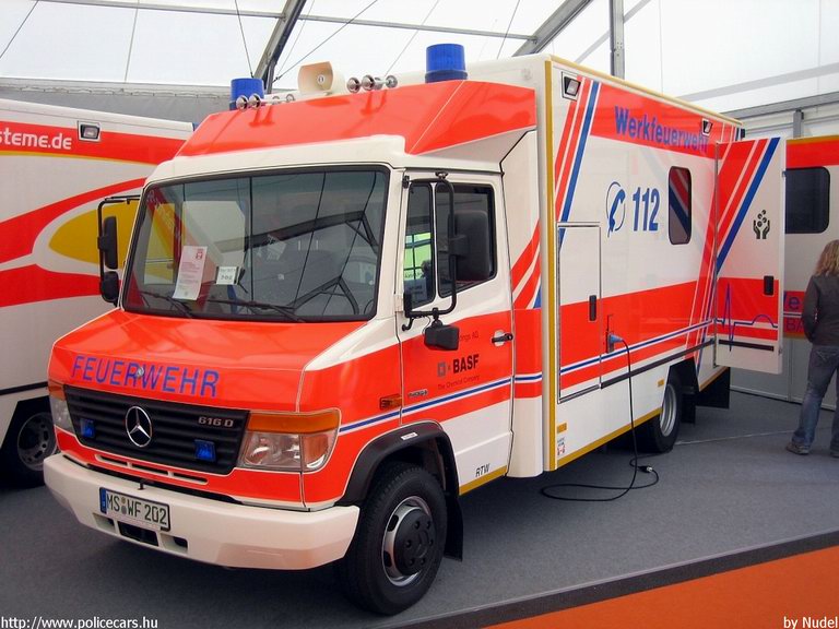 Mercedes-Benz Vario 616D, fotó: Nudel
Keywords: német Németország tûzoltó tûzoltóautó tûzoltóság