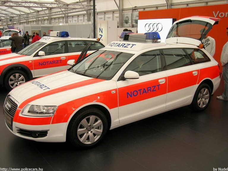 Audi, fotó: Nudel
Keywords: német Németország mentő mentőautó