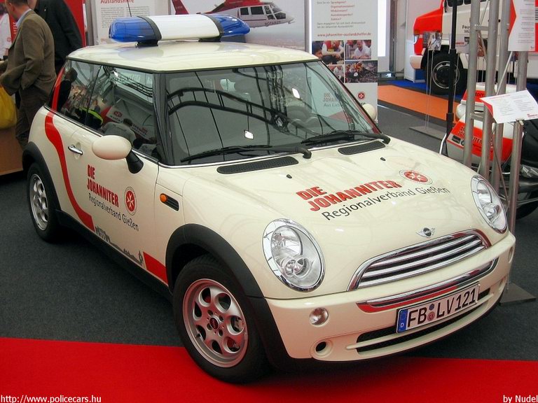 Mini, fotó: Nudel
Keywords: német Németország mentő mentőautó