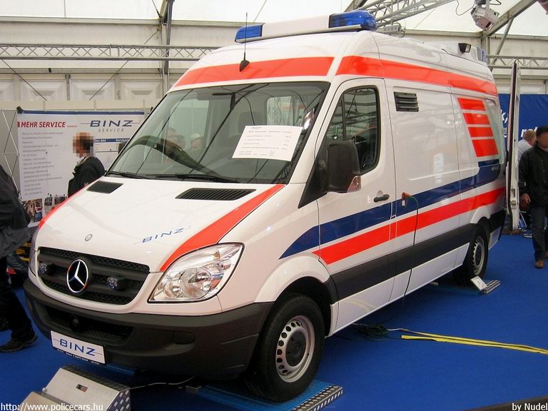 Mercedes Sprinter II, fotó: Nudel
Keywords: német Németország mentő mentőautó