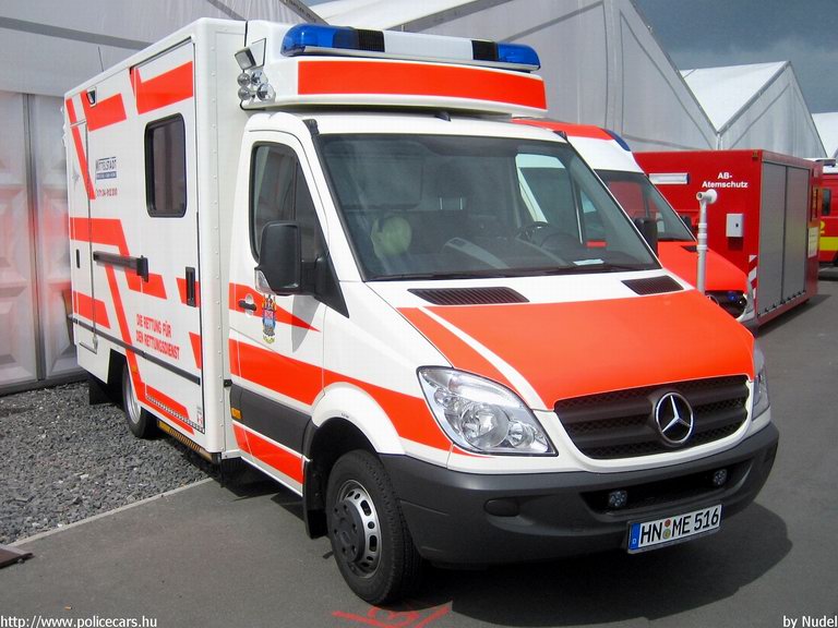 Mercedes Sprinter II, fotó: Nudel
Keywords: német Németország mentő mentőautó