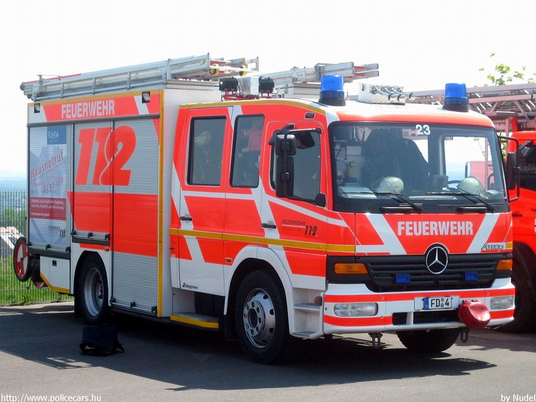 Mercedes-Benz Atego, fotó: Nudel
Keywords: német Németország tûzoltó tûzoltóautó tûzoltóság