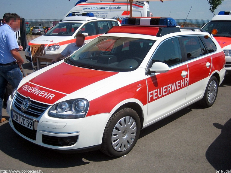 Volkswagen Golf Variant, fotó: Nudel
Keywords: német Németország tûzoltó tûzoltóautó tûzoltóság