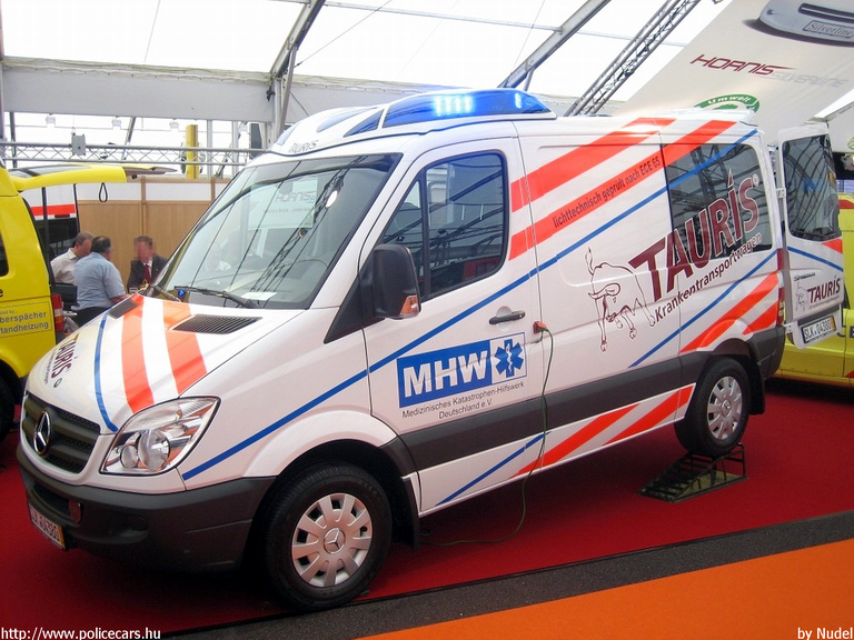 Mercedes Sprinter, fotó: Nudel
Keywords: német Németország mentő mentőautó