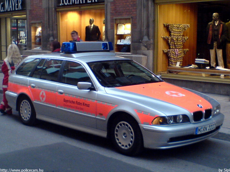 BMW, fotó: Sipi
Keywords: német Németország mentő mentőautó