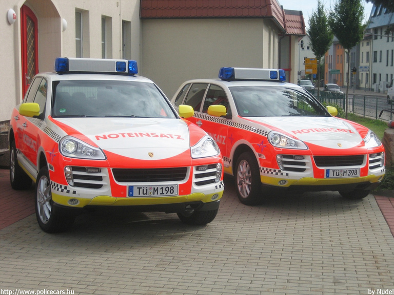 Porsche Cayenne, fotó: Nudel
Keywords: német németország mentőautó mentő