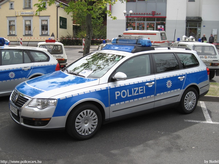 Volkswagen Passat, fotó: Nudel
Keywords: német Németország rendőr rendőrautó rendőrség