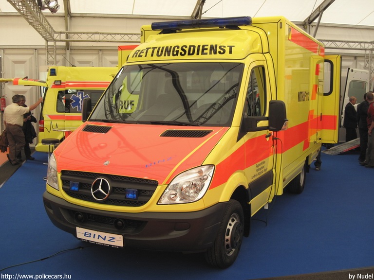 Mercedes-Benz Sprinter II, fotó: Nudel
Keywords: német Németország mentő mentőautó