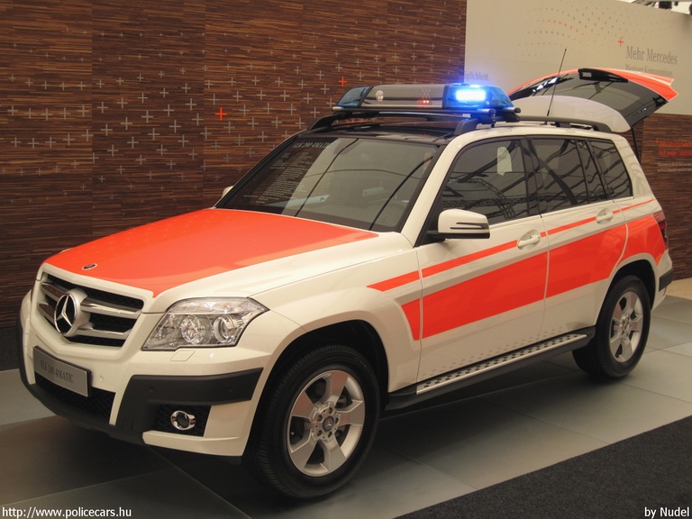 Mercedes-Benz GLK, fotó: Nudel
Keywords: német Németország mentő mentőautó
