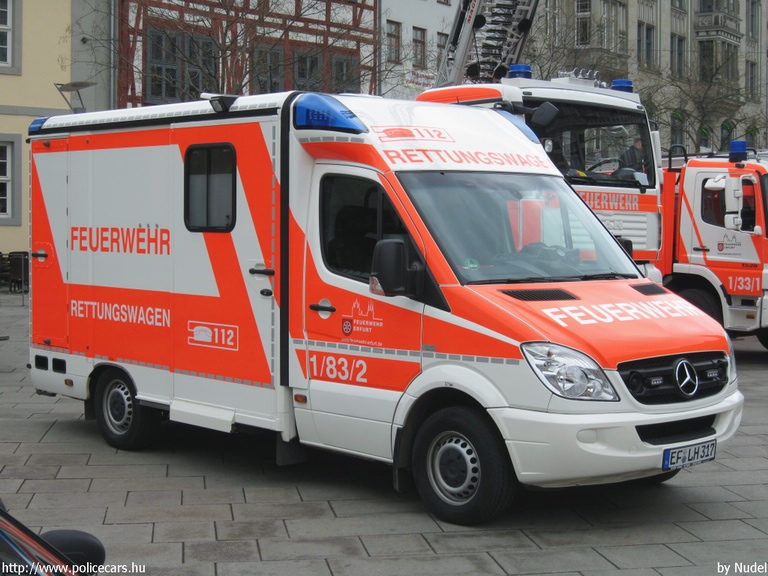 Mercedes-Benz Sprinter II 315 CDi, fotó: Nudel
Keywords: mentő mentőautó Németország német