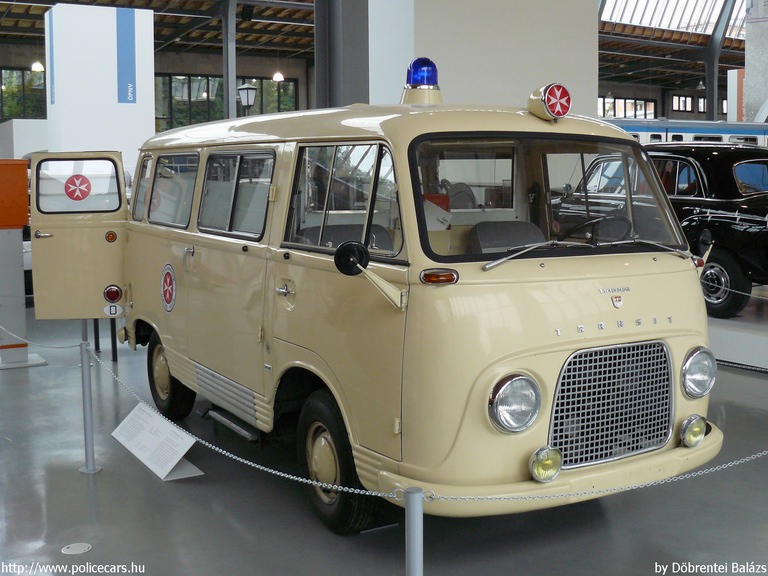 Ford FK 1000 Taunus Transit, fotó: Döbrentei Balázs
Keywords: mentő mentőautó német Németország