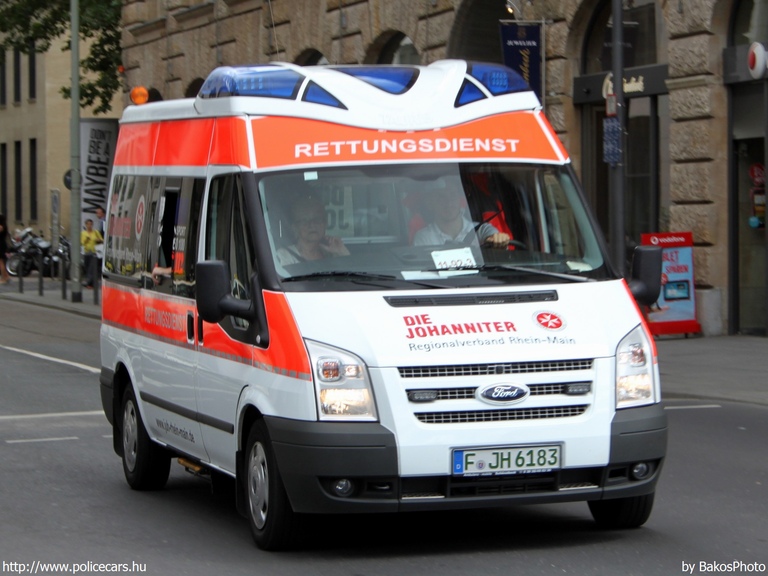 Ford Transit, fotó: BakosPhoto
Keywords: mentő mentőautó német Németország