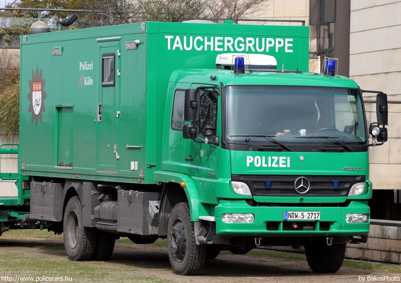 Mercedes-Benz Atego 1225, fotó: BakosPhoto
Keywords: német Németország rendőr rendőrautó rendőrség