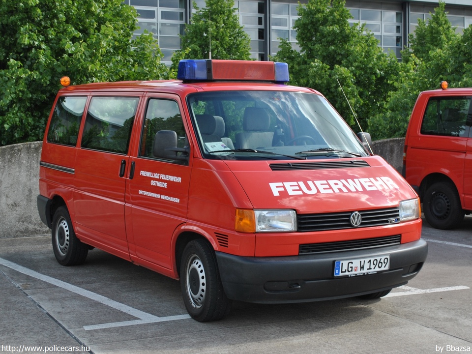 Volkswagen Transporter T4, fotó: Bbazsa
Keywords: német Németország tûzoltó tûzoltóautó tûzoltóság Germany german fire firetruck