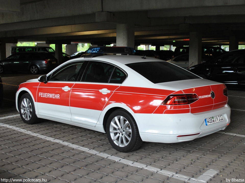 Volkswagen Passat B8, fotó: Bbazsa
Keywords: német Németország tûzoltó tûzoltóautó tûzoltóság Germany german fire firetruck