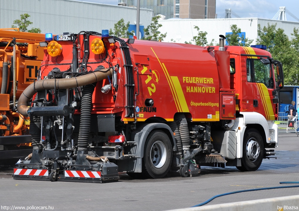 MAN TGS 18.320 4x2 BL FAUN, Hannover, fotó: Bbazsa
Keywords: német Németország tûzoltó tûzoltóautó tûzoltóság Germany german fire firetruck