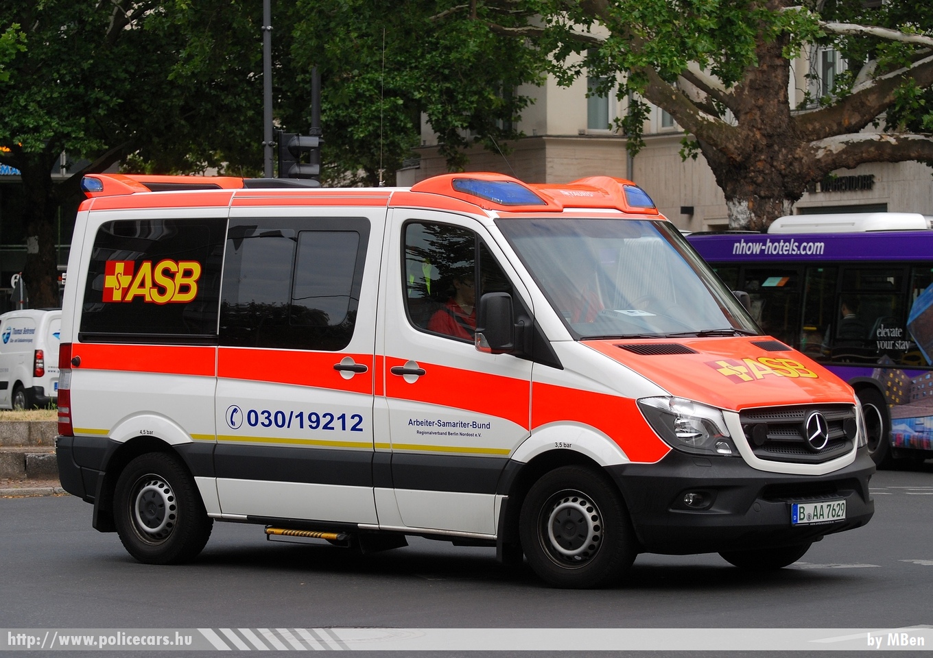Mercedes-Benz Sprinter 313 CDI, fotó: MBen
Keywords: német Németország tûzoltó tûzoltóautó tûzoltóság Germany german fire firetruck mentő ambulance 