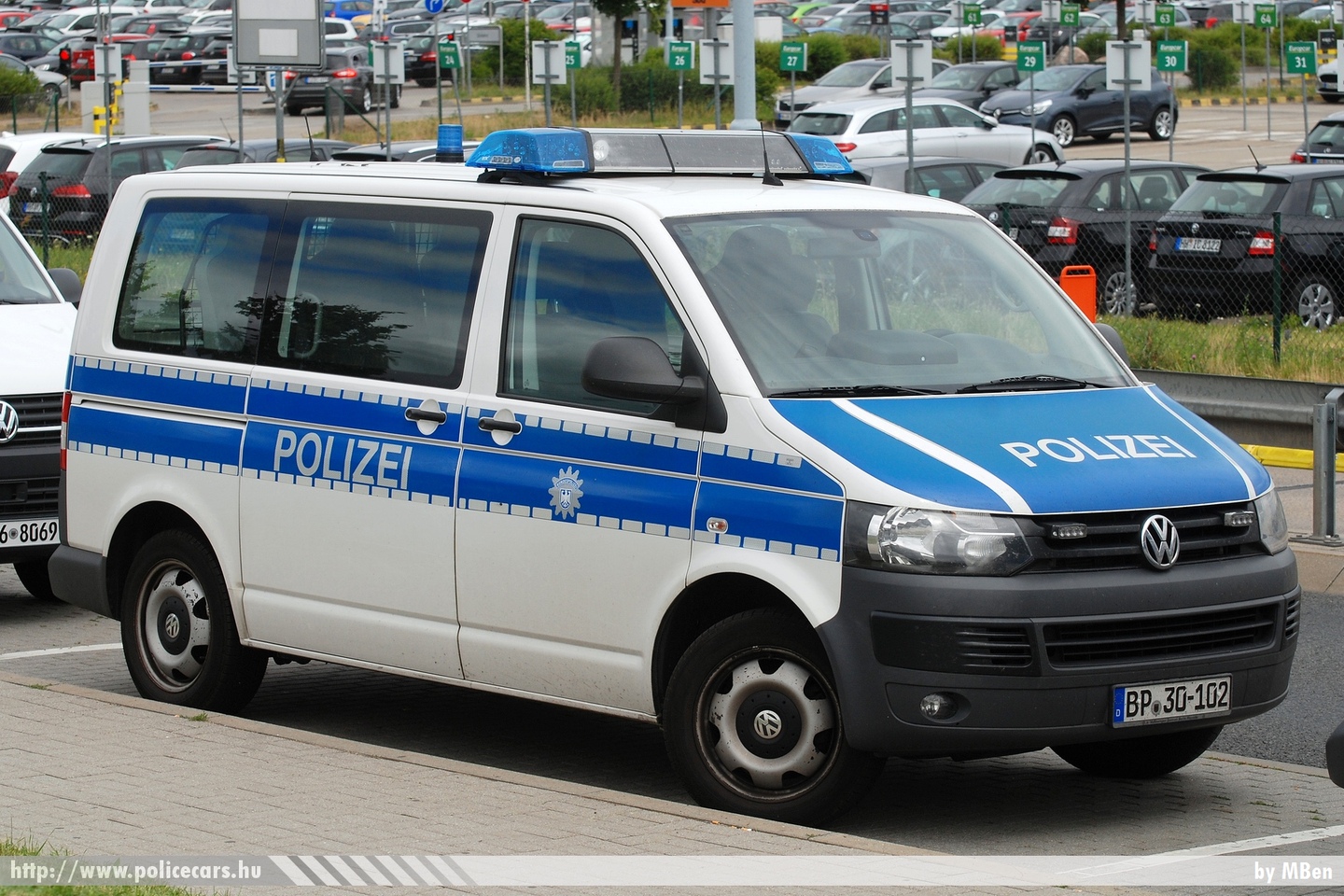 Volkswagen Transporter T5 facelift, fotó: MBen
Keywords: német Németország rendőr rendőrautó rendőrség Germany german police policecar