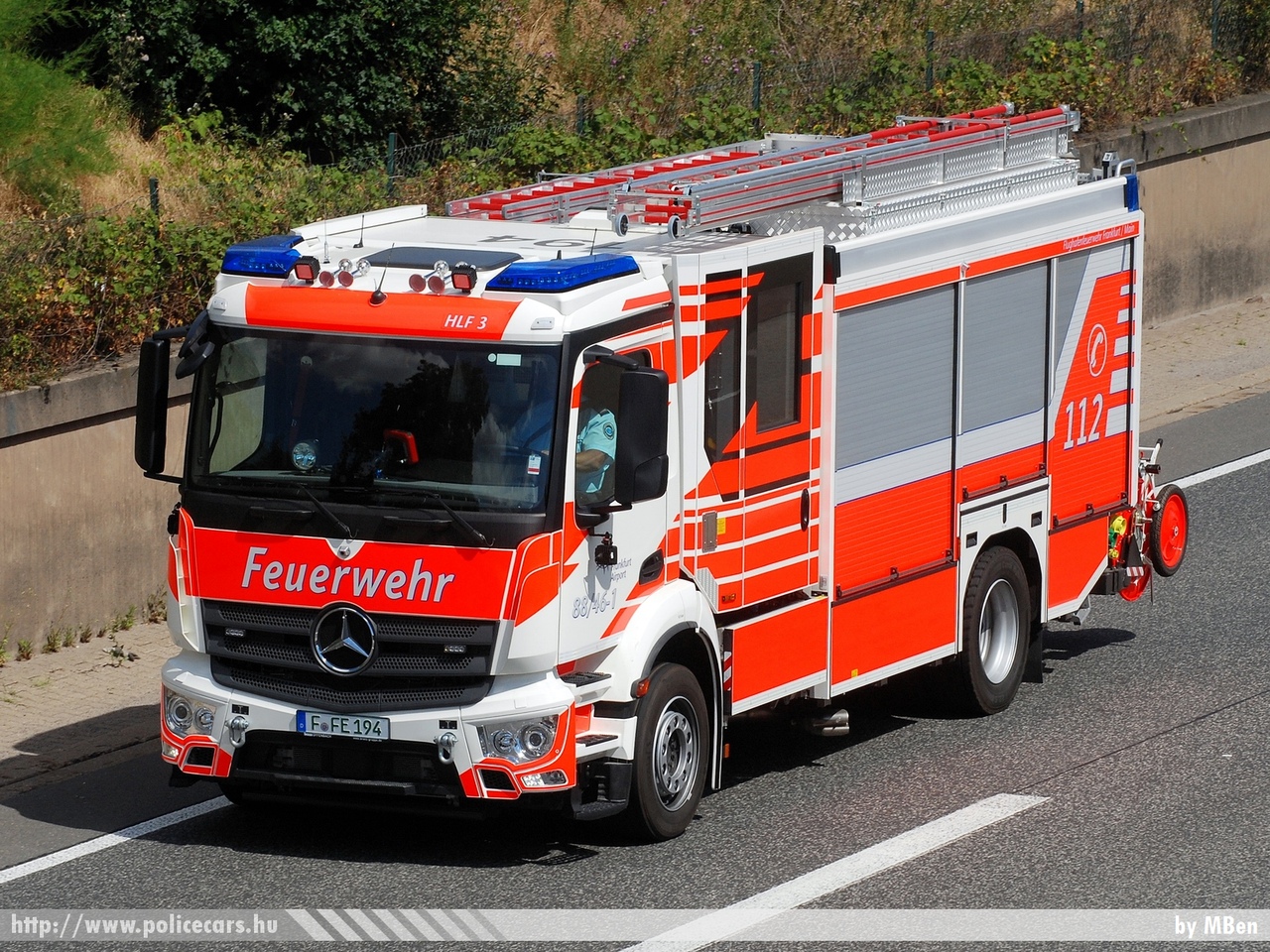 Mercedes Antos 1843, Frankfurt Airport, fotó: MBen
Keywords: német Németország tûzoltó tûzoltóautó tûzoltóság Germany german fire firetruck