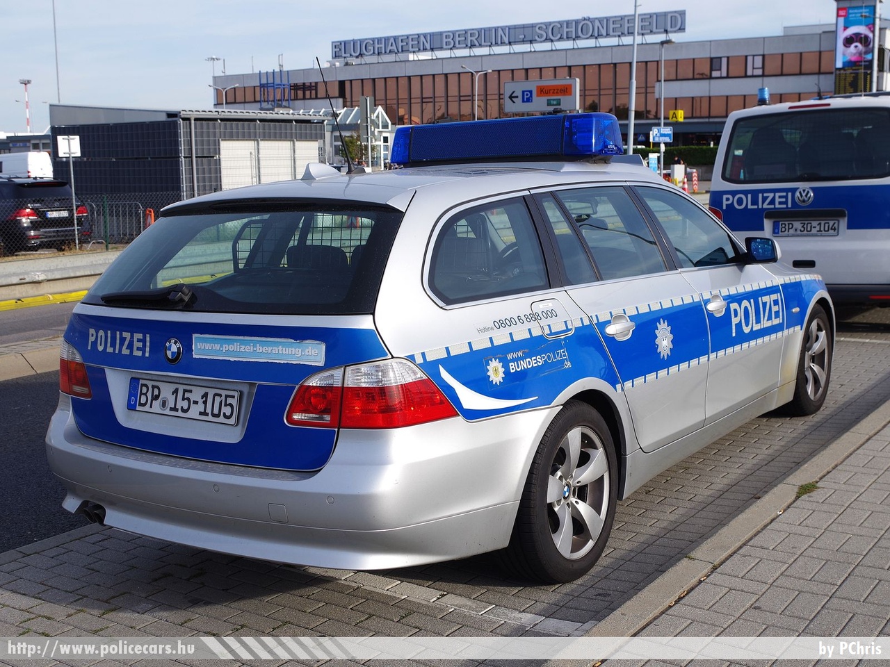 BMW 5, fotó: PChris
Keywords: német Németország rendőr rendőrautó rendőrség german Germany police policecar