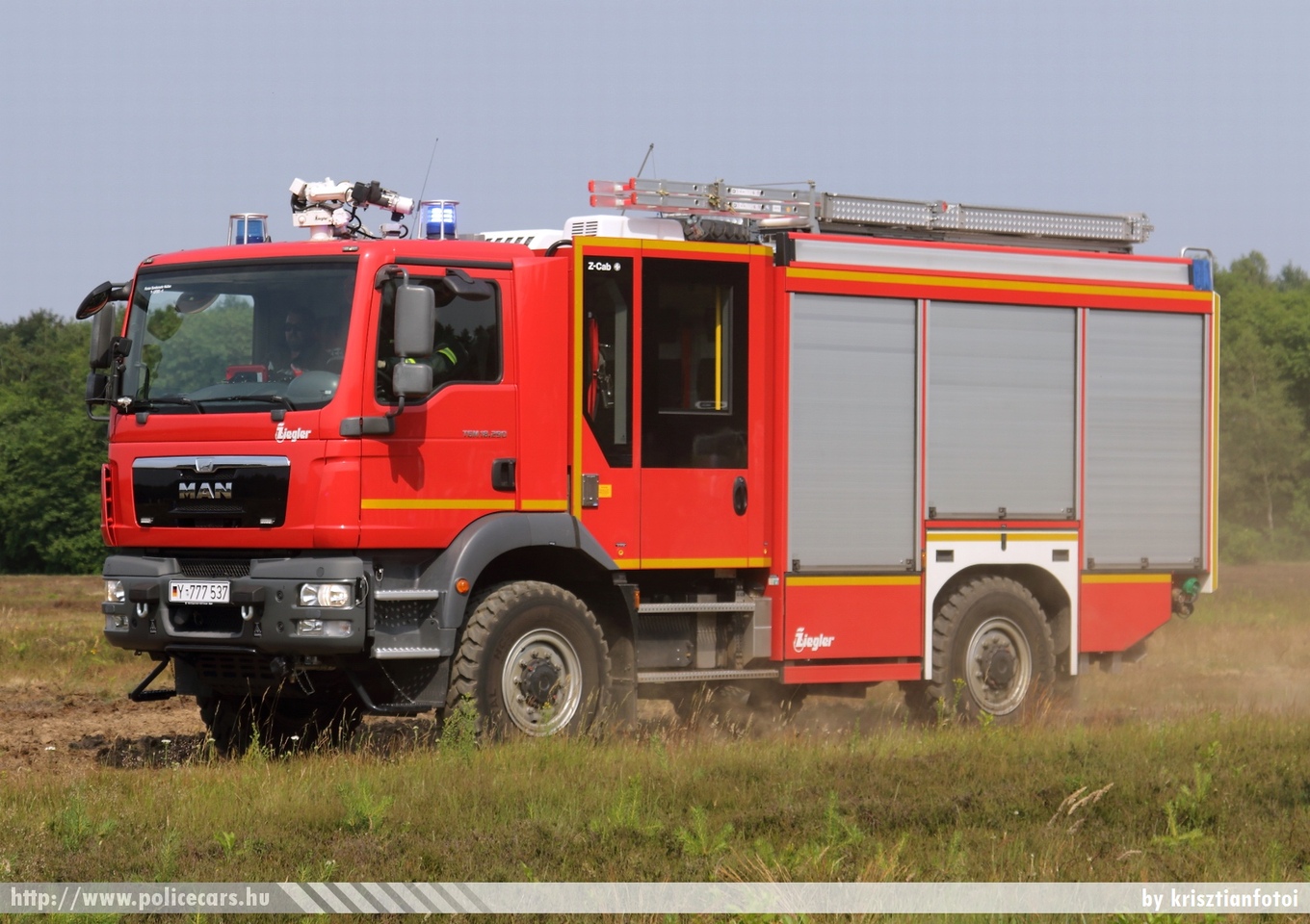 MAN TGM, fotó: krisztianfotoi
Keywords: német Németország tûzoltó tûzoltóautó tûzoltóság Germany german fire firetruck military katonai