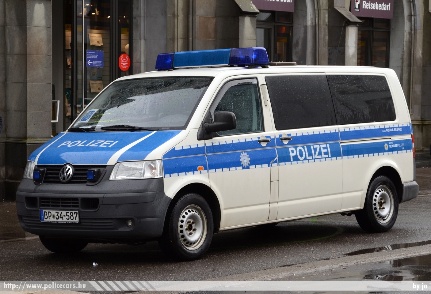 Volkswagen Transporter T5, fotó: jo
Keywords: német Németország rendőr rendőrautó rendőrség german Germany police policecar