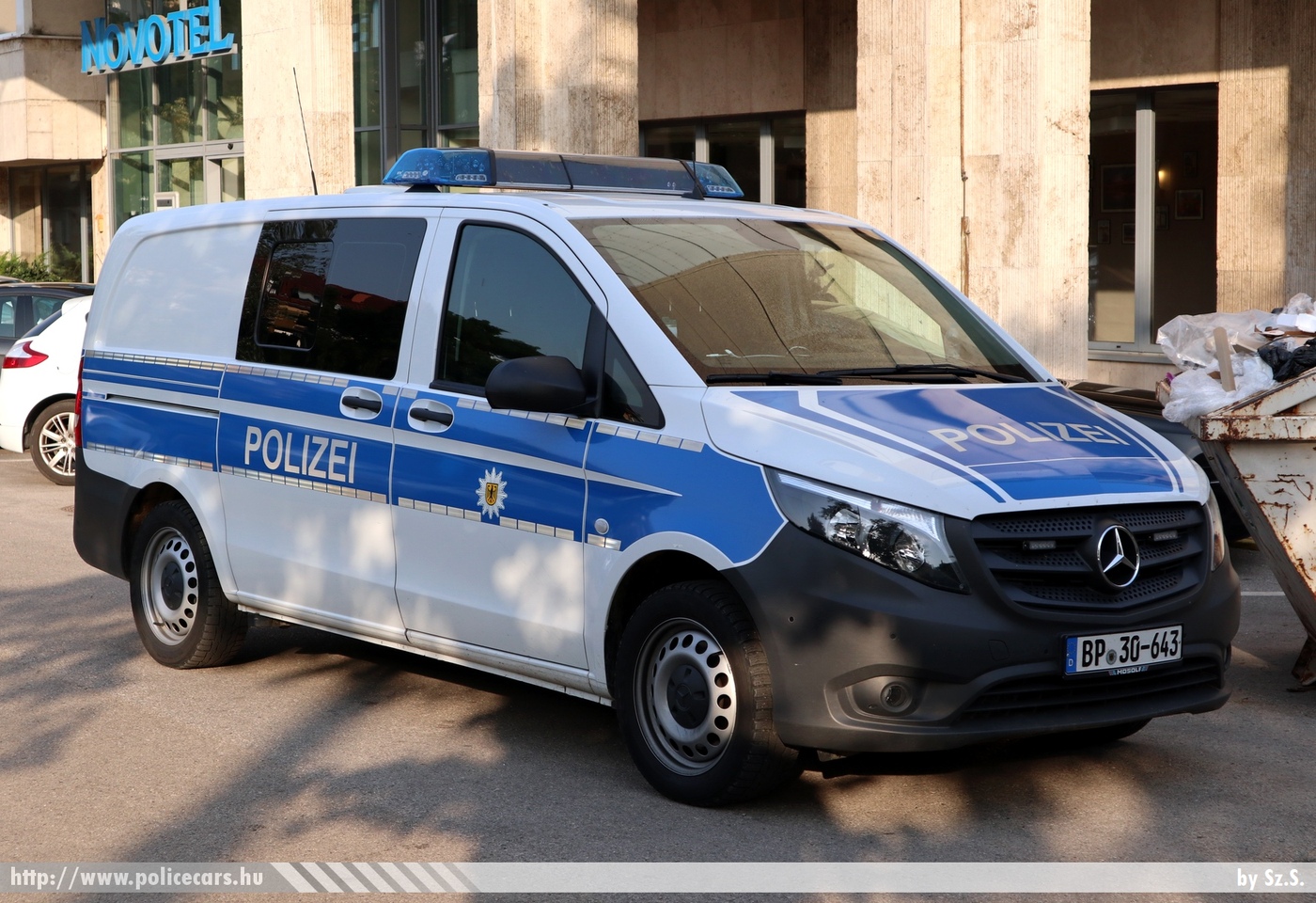 Mercedes Vito, fotó: Sz.S.
Keywords: német Németország rendőr rendőrautó rendőrség german Germany police policecar