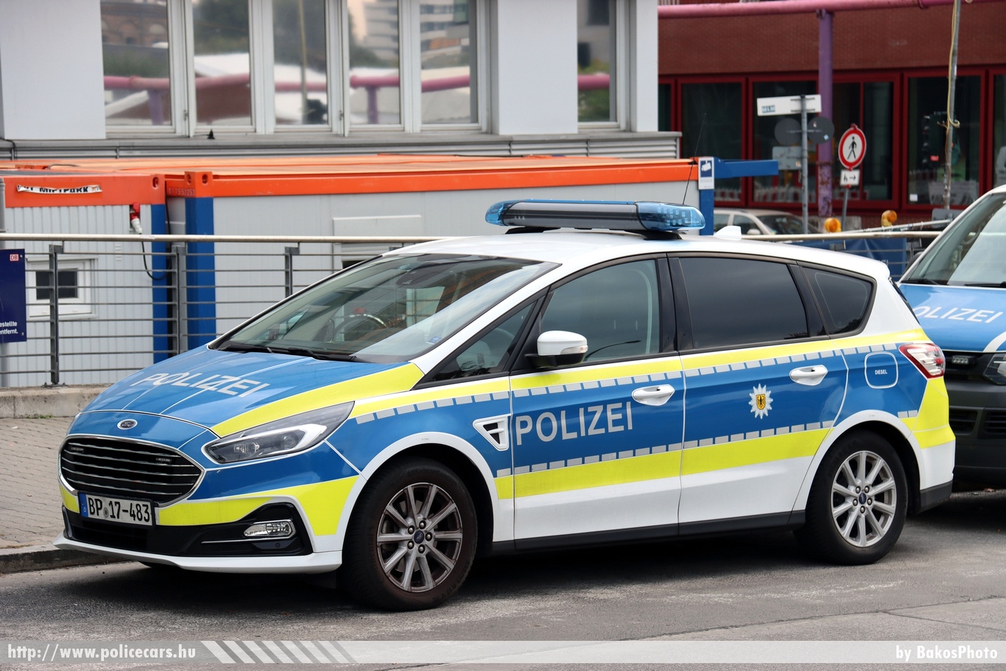 Ford S-Max 2.0 EcoBlue, Bundespolizei, Berlin, fotó: BakosPhoto
Keywords: német Németország rendőr rendőrautó rendőrség german Germany police policecar