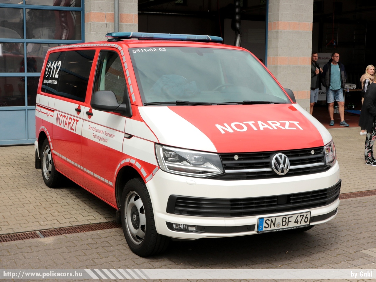 Volkswagen Transporter T5, Notarzt, Berufsfeuerwehr Schwerin, fotó: Gabi
Keywords: német Németország tûzoltó tûzoltóautó tûzoltóság Germany german fire firetruck