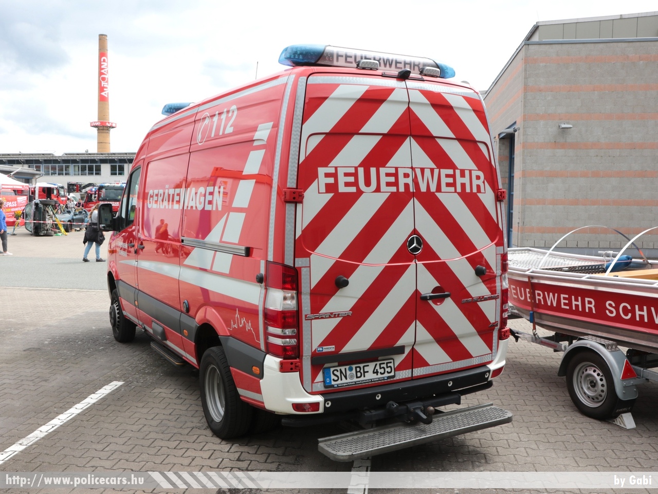 Mercedes Sprinter II Facelift Gerätewagen, Feuerwehr Schwerin, fotó: Gabi
Keywords: német Németország tûzoltó tûzoltóautó tûzoltóság Germany german fire firetruck