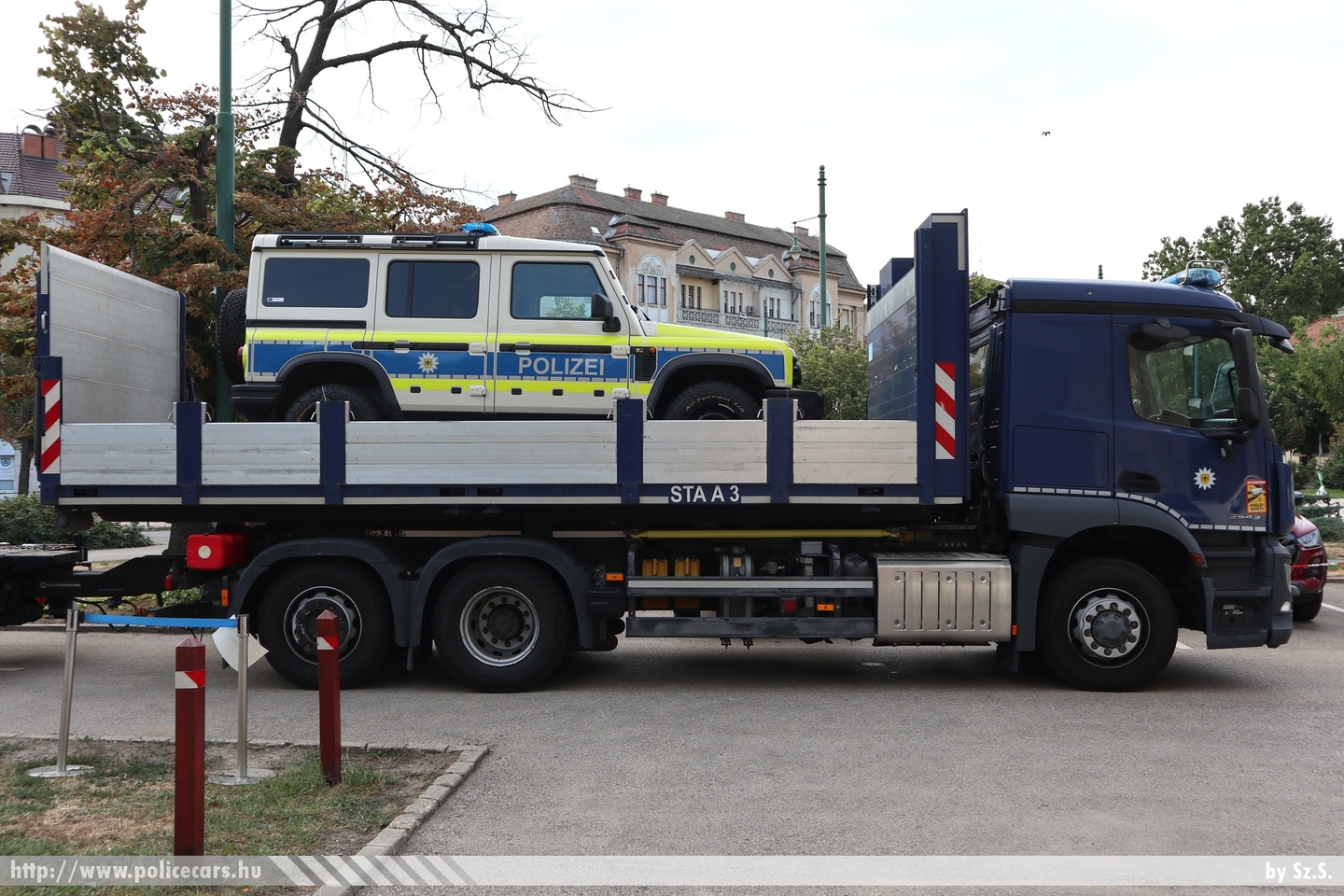Mercedes Arocs 2543, Bundespolizei, fotó: Sz.S.
Keywords: német Németország rendőr rendőrautó rendőrség german Germany police policecar