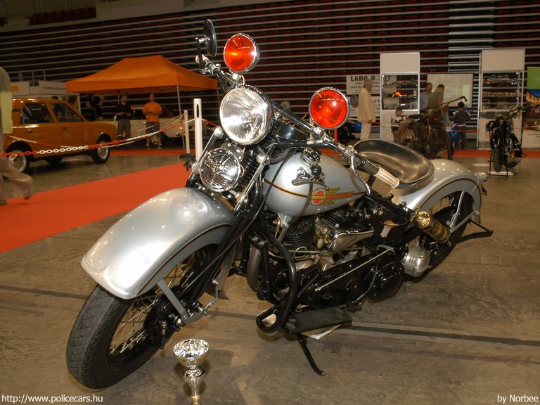 Harley-Davidson, fotó: Norbee
Keywords: motor rendőrmotor