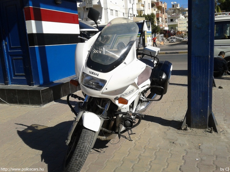 Yamaha XJ Diversion, fotó: CJ
Keywords: egyiptomi Egyiptom motor rendőr rendőrmotor rendőrség
