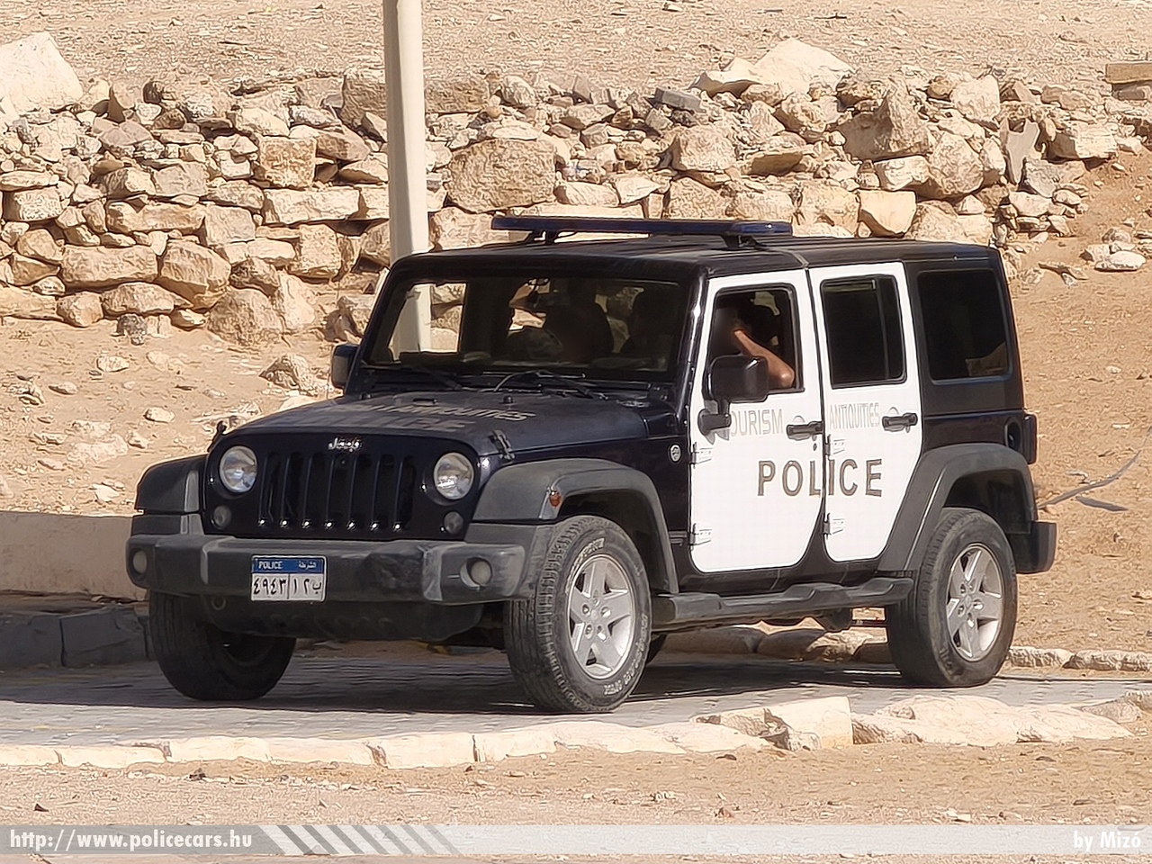 Jeep Wrangler, Tourism and Antiquities Police, fotó: Mizó
Keywords: rendőr rendőrautó rendőrség egyiptomi Egyiptom egypt police policecar