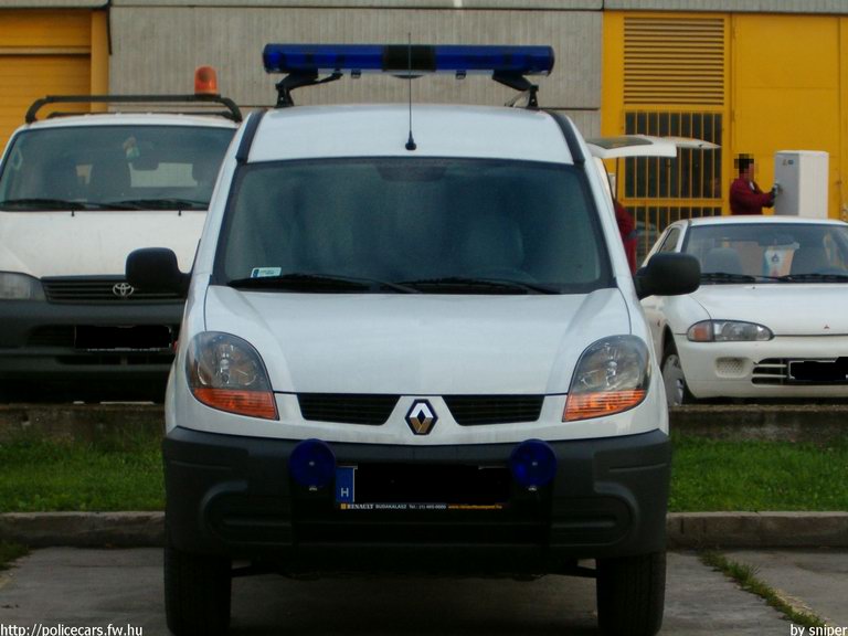Renault Kangoo, fotó: Sniper
Keywords: ELMÛ elektromos mûvek
