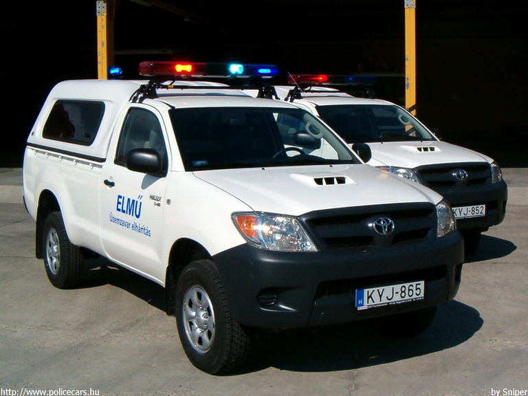 Toyota Hilux, fotó: Sniper
Keywords: ELMÛ elektromos mûvek KYJ-865 KYJ-852