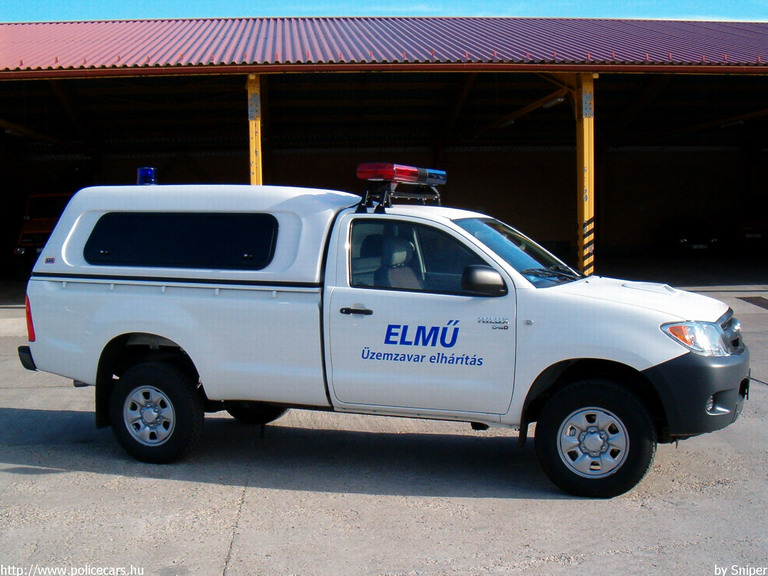 Toyota Hilux, fotó: Sniper
Keywords: ELMÛ elektromos mûvek KYJ-852