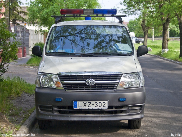 Toyota Hiace, fotó: Mike
Keywords: ELMÛ elektromos mûvek LXZ-302