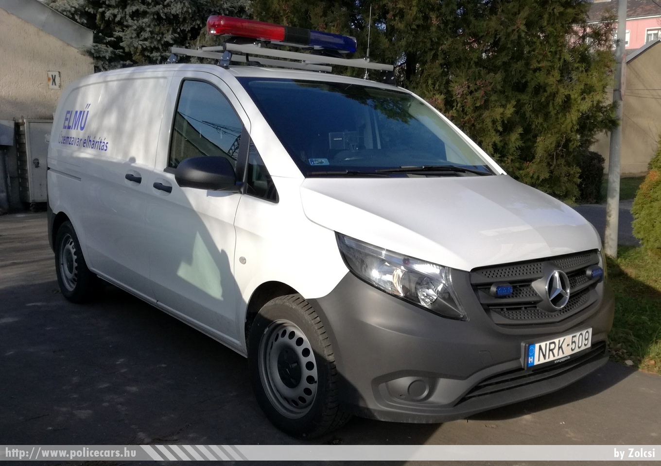 Mercedes-Benz Vito 114 Bluetec 4x4, fotó: Zolcsi
Keywords: ELMÛ elektromos mûvek NRK-509